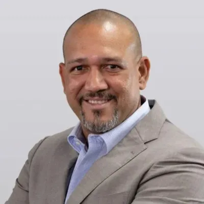 ビジネスマン風の男性