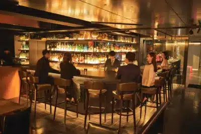 六本木のバーカウンター