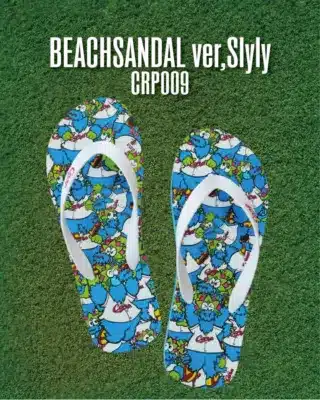 スラィリーがデザインされたビーチサンダル