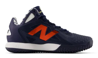紺色を基調にオレンジの「N」ロゴが特徴的なNew Balanceのミッドカットスポーツシューズ