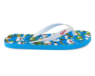 カープロゴがデザインされたビーチサンダル