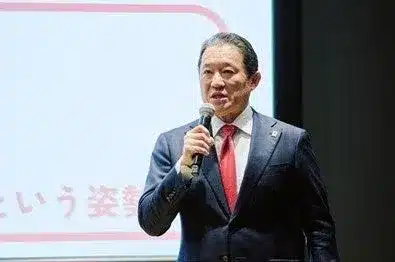 石川耕治社長によるプレゼンテーション
