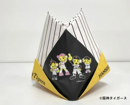 阪神梅田本店で「阪神タイガースの紙かぶと」をゲット！こどもの日は推し活イベントで盛り上がろう！