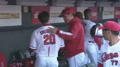 ダグアウトでの会話