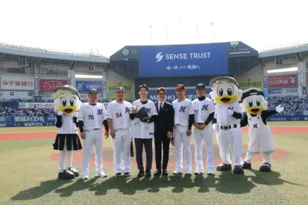 「魂の一球」に球場が沸いた！〜大阪桐蔭の絆〜 希少がんと闘う福森大翔さんの始球式に、千葉ロッテマリーンズが贈る熱いエール！