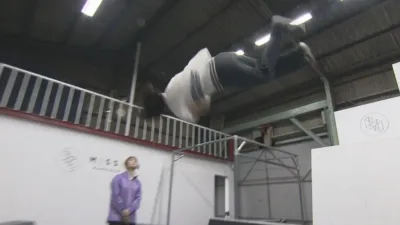 パルクールを行う石田英太選手