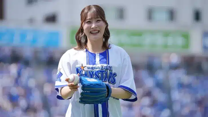 女子ゴルフ界の注目株、都玲華プロが横浜スタジアムで初の始球式に登板！プロ野球ファンも魅了した『U-NEXT DAY』
