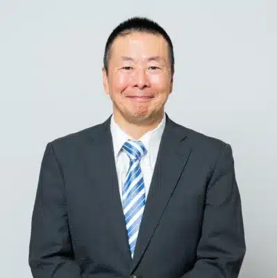 コメントする小林至氏