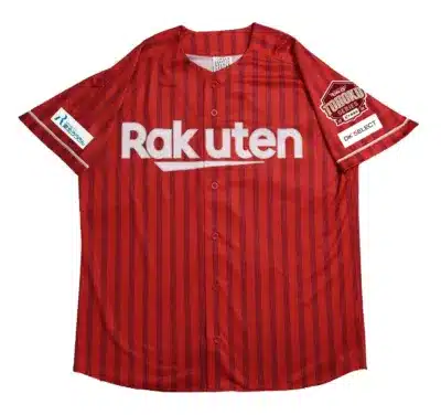 赤い縦縞ユニフォーム