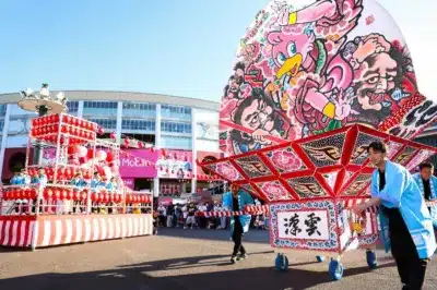 ねぶたの山車