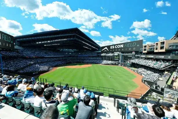 ファンの応援が青空に響く!エスコンフィールドHOKKAIDO「ルーフオープンゲーム」で推し活をもっと楽しく!