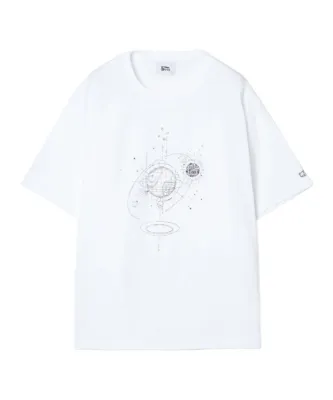 白いTシャツの画像