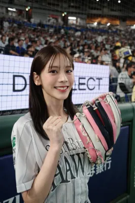 笑顔を見せる貴島明日香さん