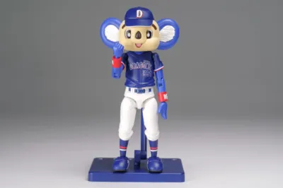 ドアラ ビジターユニフォーム アップ