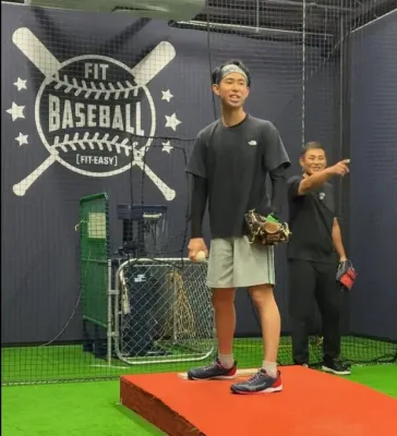 ピッチャーマウンドでの指導