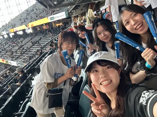 ファンの熱気で「DOMIれ！」野口観光グループがファイターズ観戦ツアーで推し活を応援！