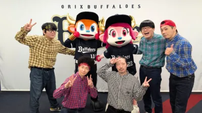 オリックス・バファローズのマスコットとREAL AKIBA BOYZ