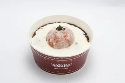 小川 彩さんプロデュース「あーやのまるごとトマトのチーズカレー」