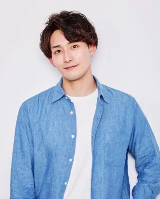 八藤後りょうさん