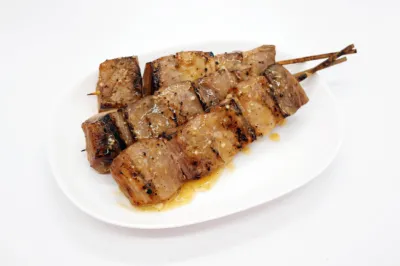 まぐろニンニク塩だれ串のイメージ